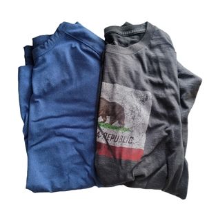UNTUCKit lot of 2 t-shirts California and blue men's size medium